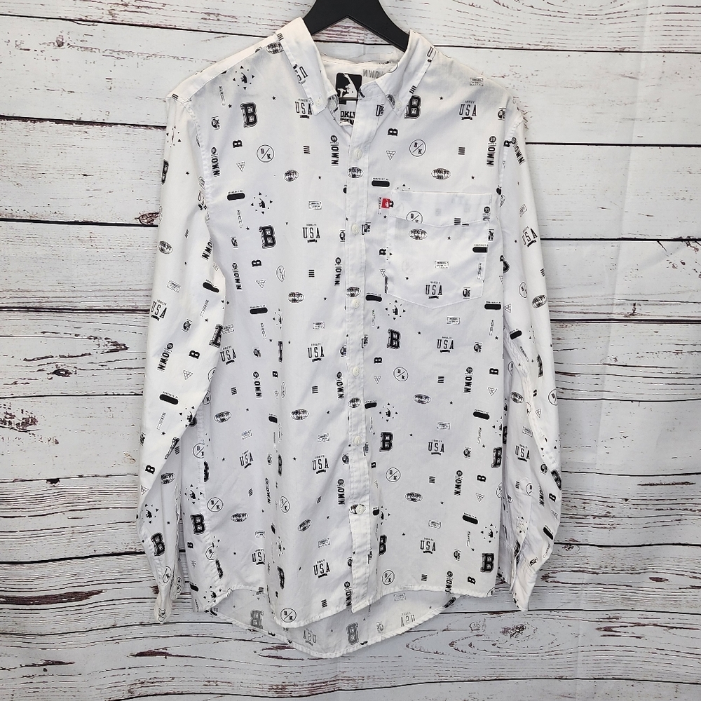 BROOKLYN'S OWN BY ROCAWEAR BUTTON DOWN SHIRT Size Large